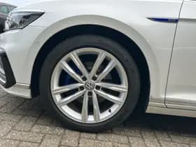 Volkswagen Passat thumbnail 9