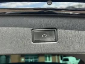 Volkswagen Tiguan thumbnail 11