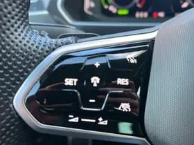 Volkswagen Tiguan thumbnail 18