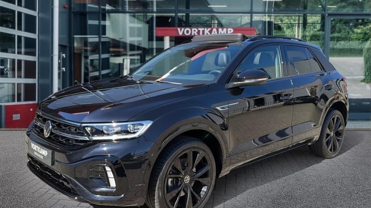 Volkswagen T-Roc — foto 1