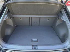 Volkswagen T-Roc thumbnail 11