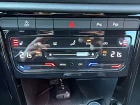 Volkswagen T-Roc thumbnail 24