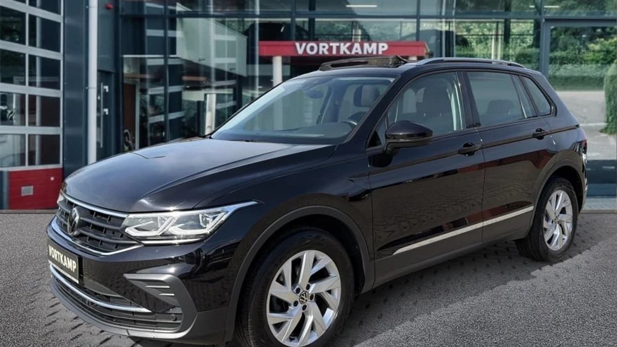 Volkswagen Tiguan — foto 1