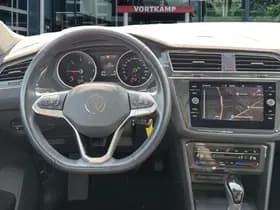 Volkswagen Tiguan thumbnail 17