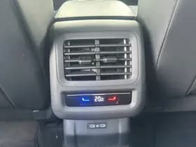 Volkswagen T-Roc thumbnail 15