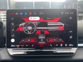 Volkswagen T-Roc thumbnail 31