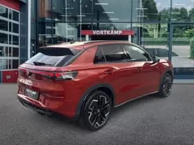 Volkswagen T-Roc thumbnail 5