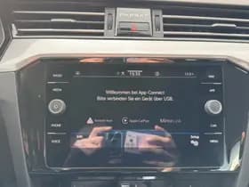 Volkswagen Passat thumbnail 23