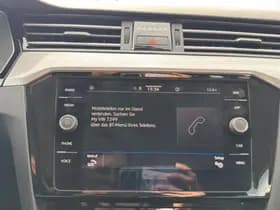 Volkswagen Passat thumbnail 25