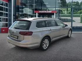 Volkswagen Passat thumbnail 5