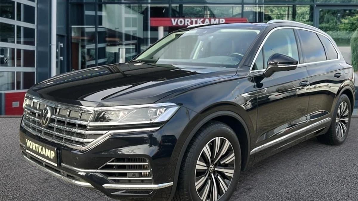 Volkswagen Touareg — foto 1