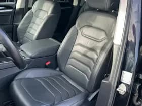 Volkswagen Touareg thumbnail 13