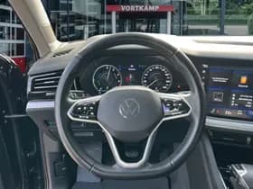 Volkswagen Touareg thumbnail 17