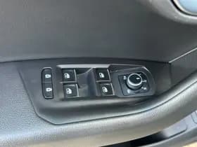 Volkswagen Touareg thumbnail 19