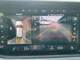 Volkswagen Touareg thumbnail 25