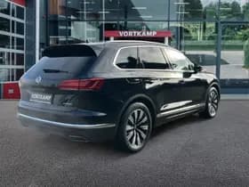 Volkswagen Touareg thumbnail 5