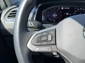 Volkswagen Tiguan thumbnail 16