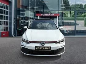 Volkswagen Golf thumbnail 2