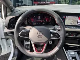 Volkswagen Golf thumbnail 13