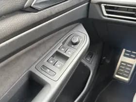 Volkswagen Golf thumbnail 19