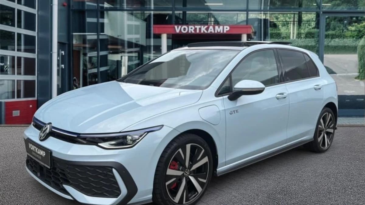 Volkswagen Golf — foto 1