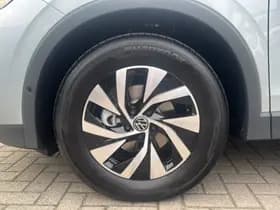 Volkswagen Tiguan thumbnail 9