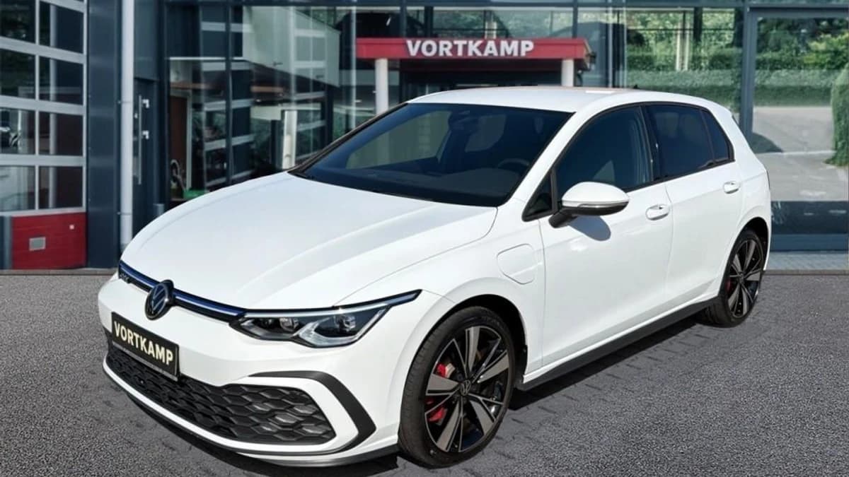 Volkswagen Golf — foto 1