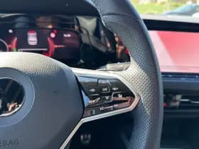 Volkswagen Golf thumbnail 16