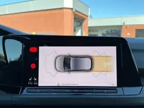 Volkswagen Golf thumbnail 18