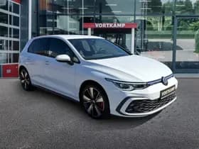 Volkswagen Golf thumbnail 3