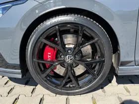 Volkswagen Golf thumbnail 9