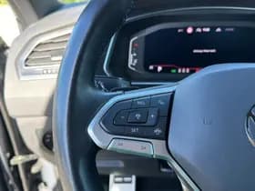 Volkswagen Tiguan thumbnail 16