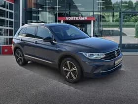 Volkswagen Tiguan thumbnail 3