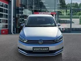 Volkswagen Touran thumbnail 2