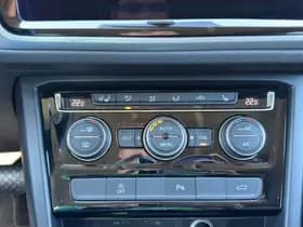 Volkswagen Touran thumbnail 25