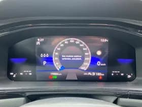 Volkswagen T-Roc thumbnail 16