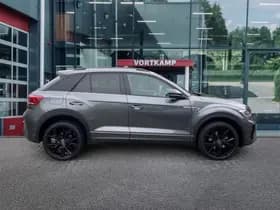 Volkswagen T-Roc thumbnail 4