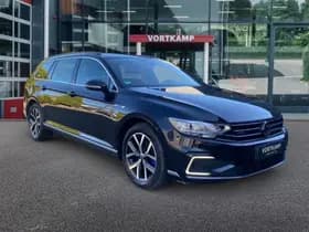 Volkswagen Passat thumbnail 3
