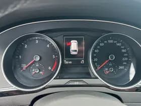 Volkswagen Passat thumbnail 15