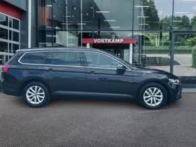 Volkswagen Passat thumbnail 4