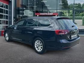 Volkswagen Passat thumbnail 7