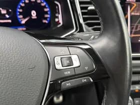 Volkswagen T-Roc thumbnail 17