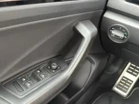 Volkswagen T-Roc thumbnail 18
