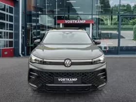 Volkswagen Tiguan thumbnail 2
