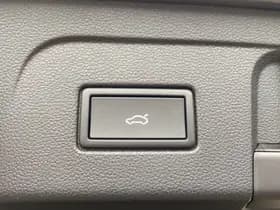 Volkswagen Touran thumbnail 11