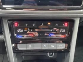 Volkswagen Touran thumbnail 22