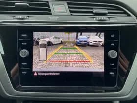 Volkswagen Touran thumbnail 23