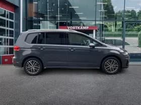 Volkswagen Touran thumbnail 4