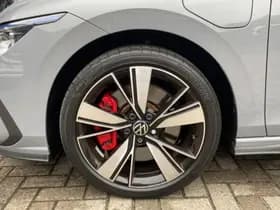Volkswagen Golf thumbnail 9