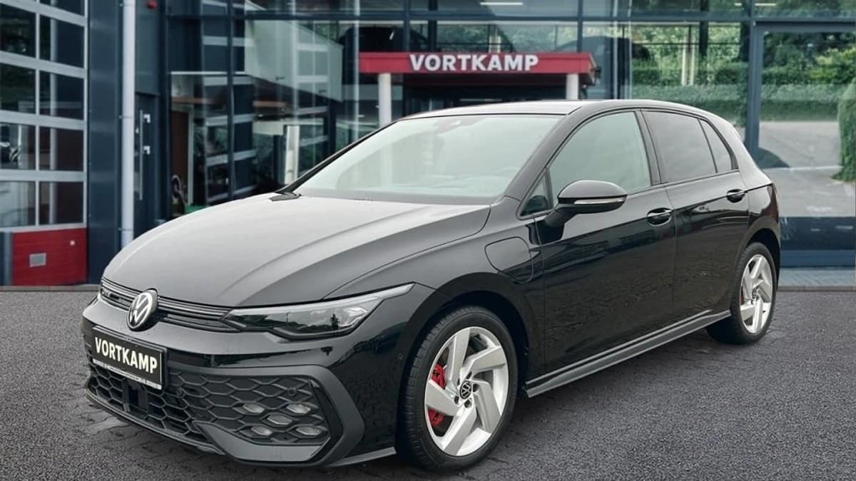 Volkswagen Golf — foto 1